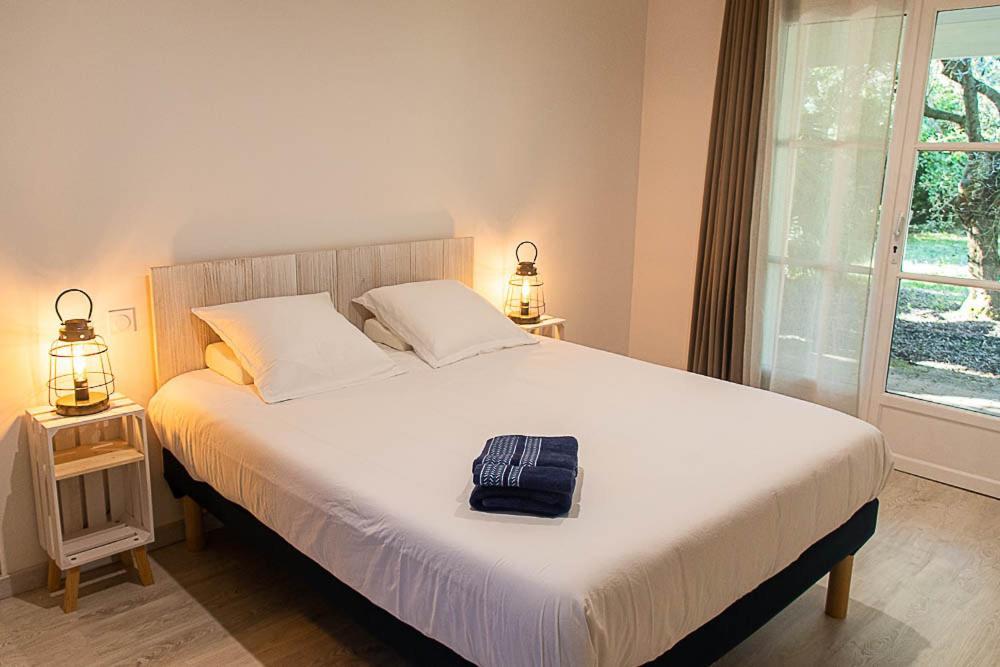 Au Detour Des Vignes Bed & Breakfast Ordonnac Exterior foto