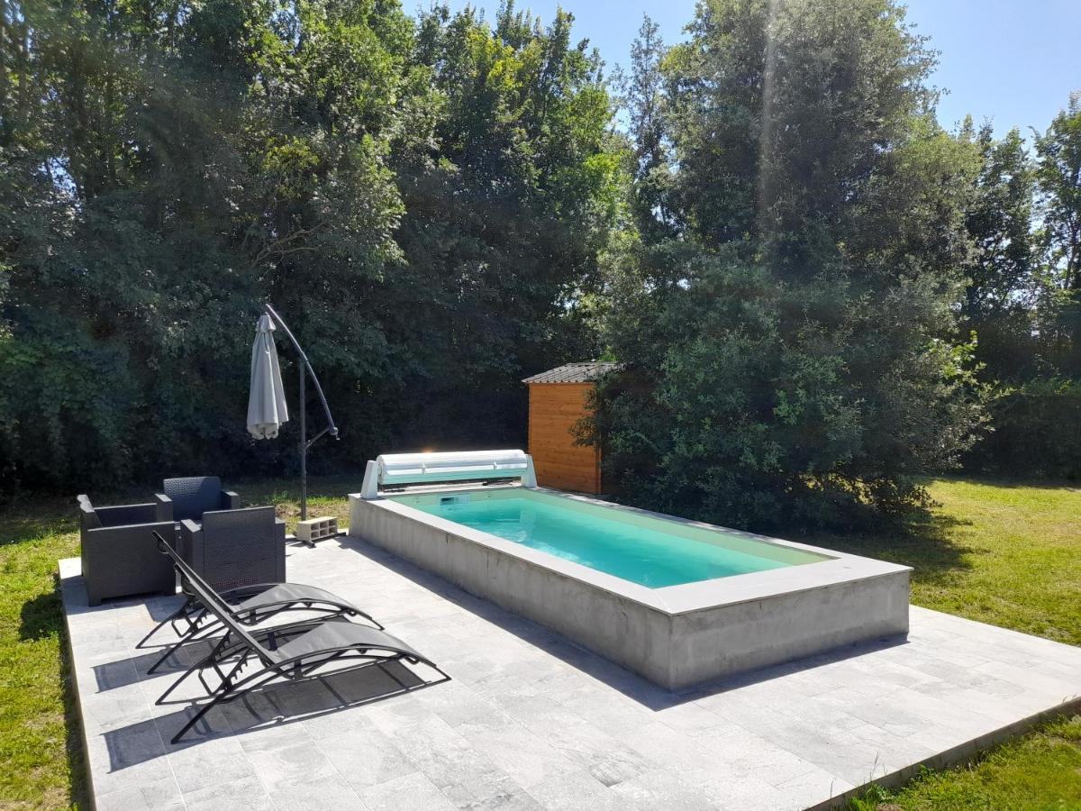 Au Detour Des Vignes Bed & Breakfast Ordonnac Exterior foto